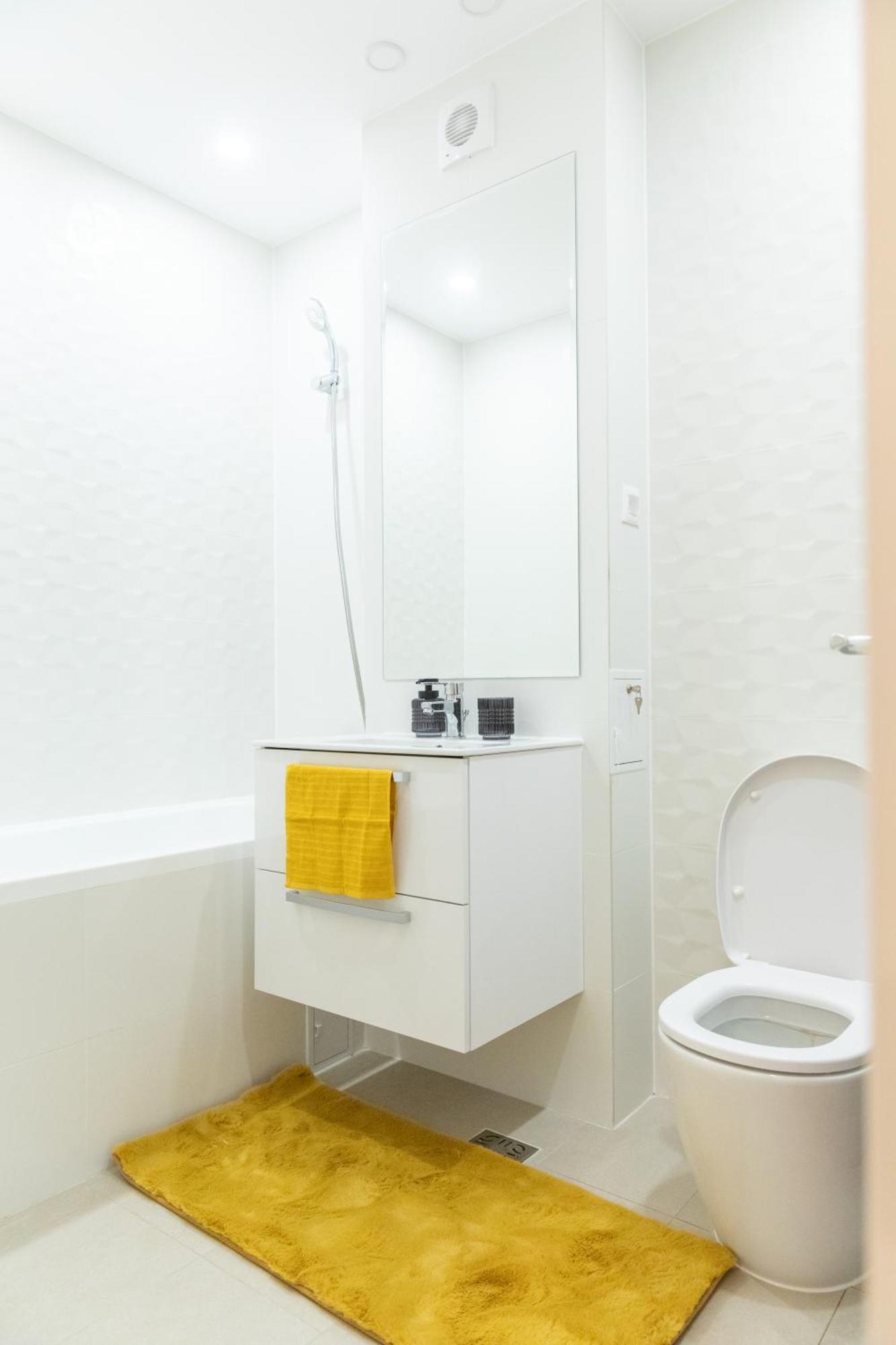 Hils Pallady Iyellow Cozy * 布加勒斯特
